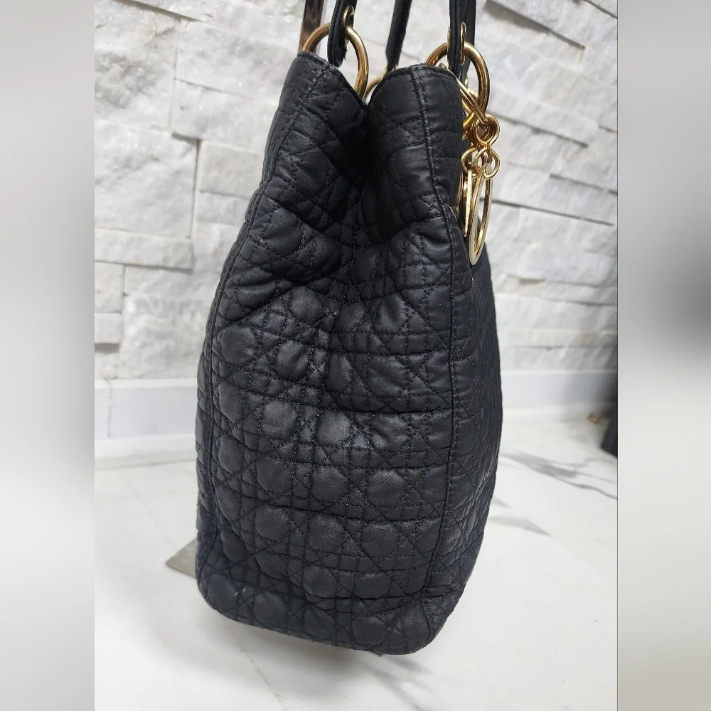 Lady Dior Medium - Picture 2 of 12